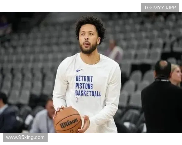 坎宁安42分创三纪录冲MVP